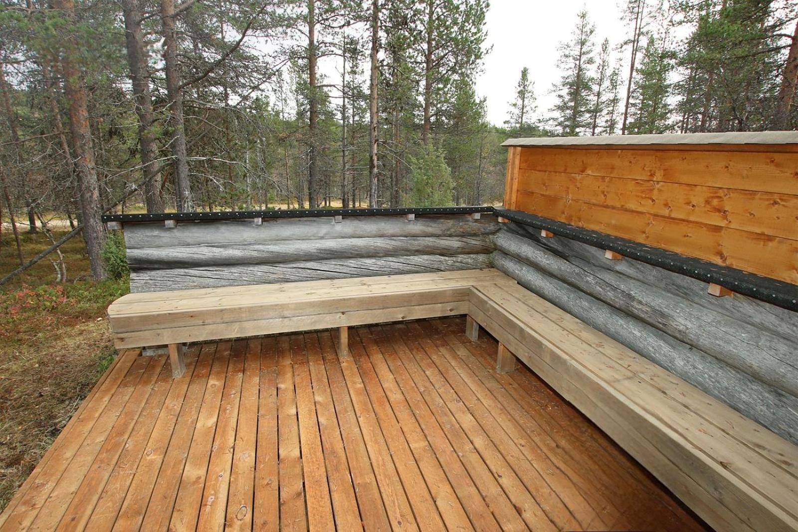Kuukkeli Log Porakka Holiday home *
